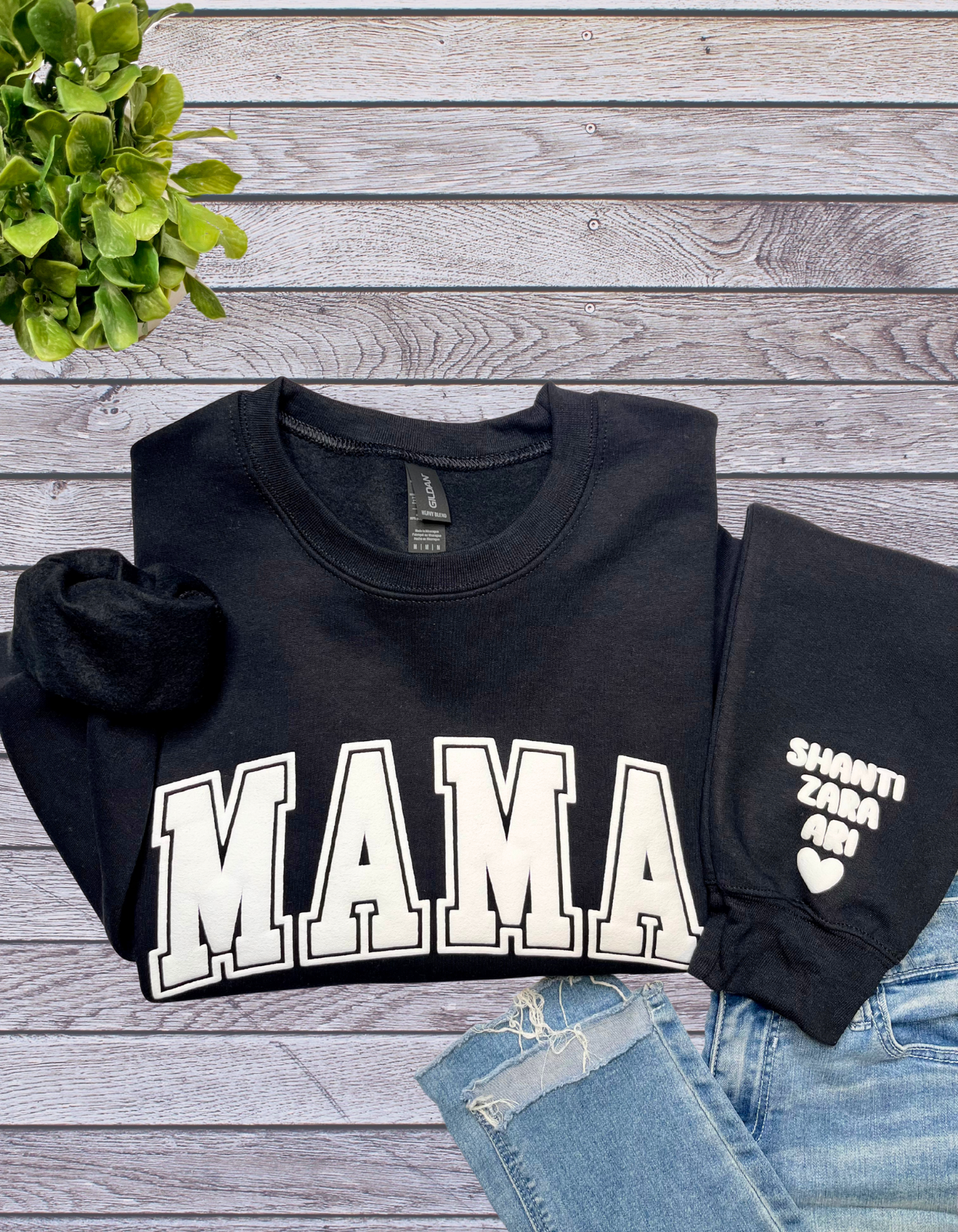 Mama Puff Print Sweatshirt with Children's name on Sleeve